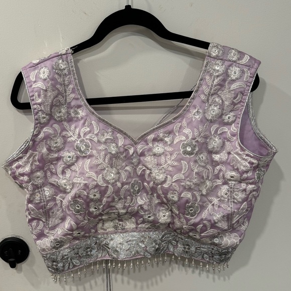 Lavendar lehenga extra length - Picture 2 of 6